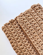 Load image into Gallery viewer, Crochet Clutch
